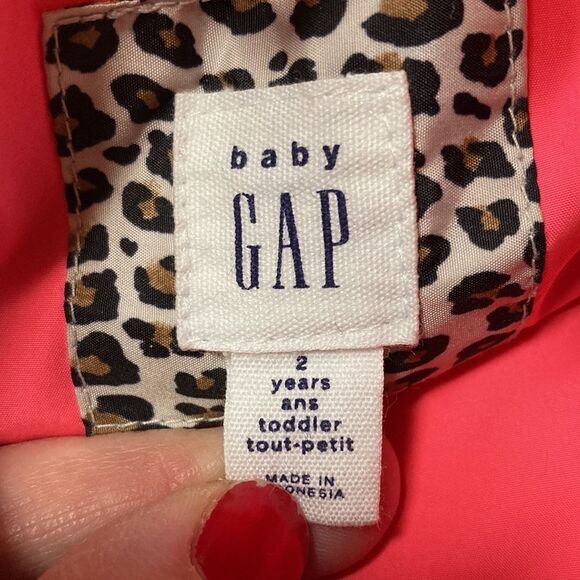 GAP Leopard Print Pink Accented Toddler Puffer Vest Size 2T - Picture 6 of 8